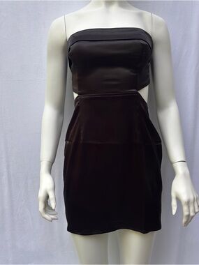 🔥BUNDLE 2for40🔥 Strapless Cutout Satin Mini Dress Sz L RUNS SMALL Sky to Moon